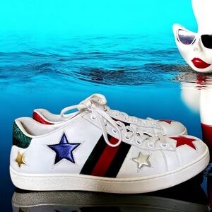 Gucci Ace Leather Star Sneakers 
38